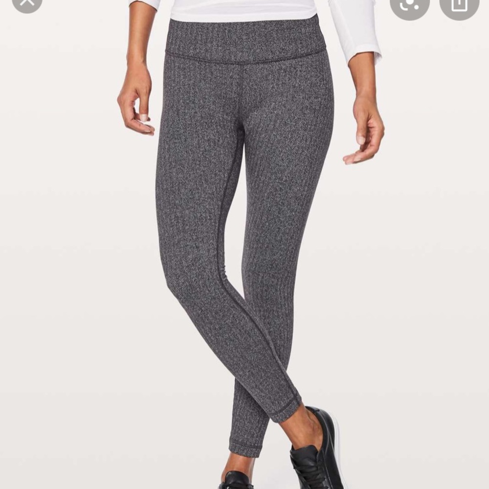 Lululemon Wunder Under leggings